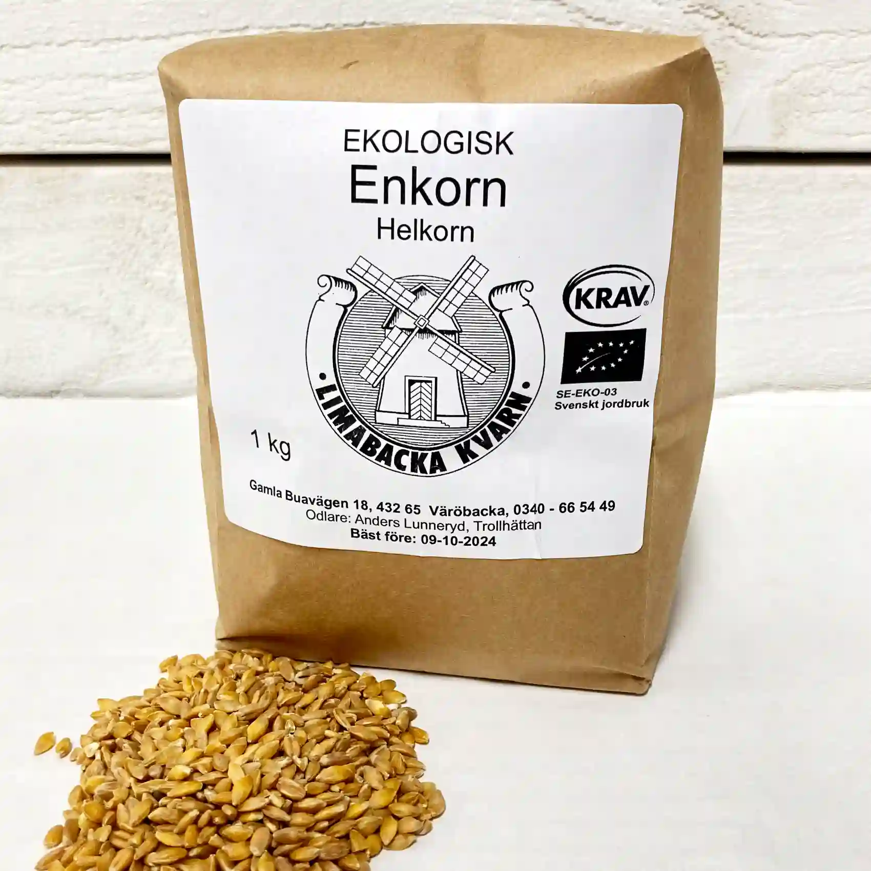 enkorn-hela-korn-helkorn-kultursort-ekologiskt-limabacka-kvarn.webp enkorn-hela-korn-helkorn-kultursort-ekologiskt-limabacka-kvarn.webp