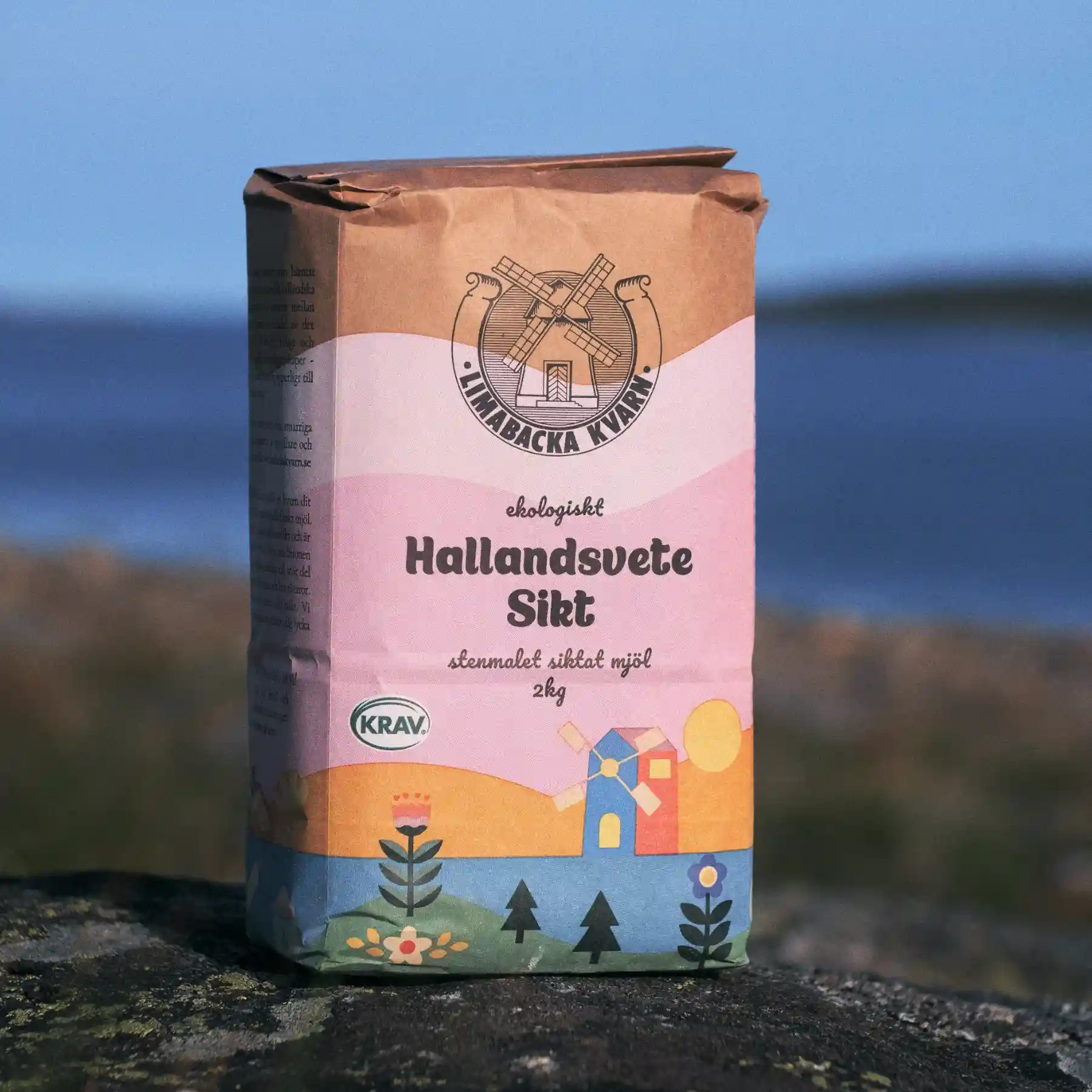hallandsvete-siktat-mjol-limabacka-kvarn-ekologiskt-kulturspannmal.webp hallandsvete-siktat-mjol-limabacka-kvarn-ekologiskt-kulturspannmal.webp